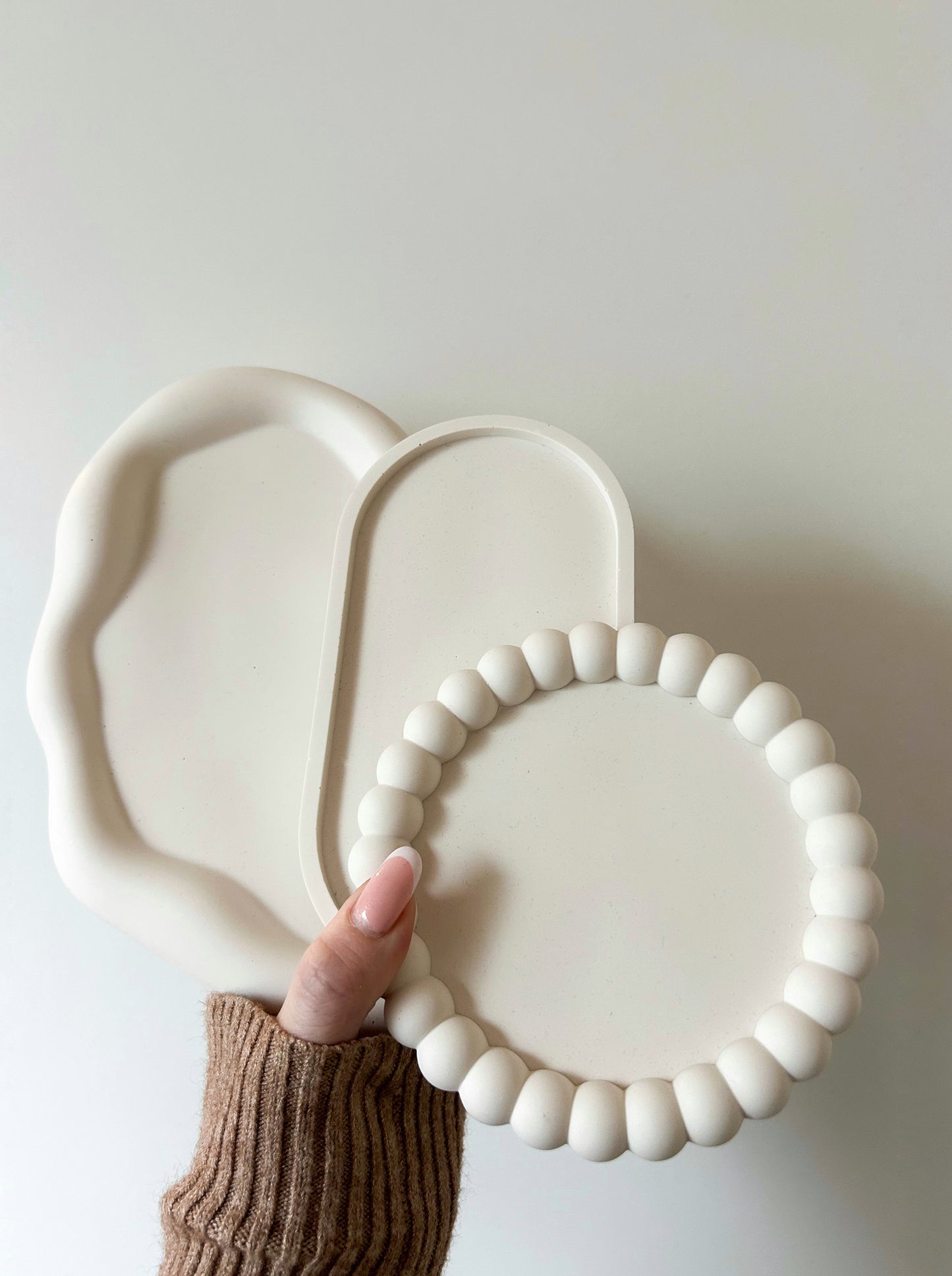 Cloud tray oval